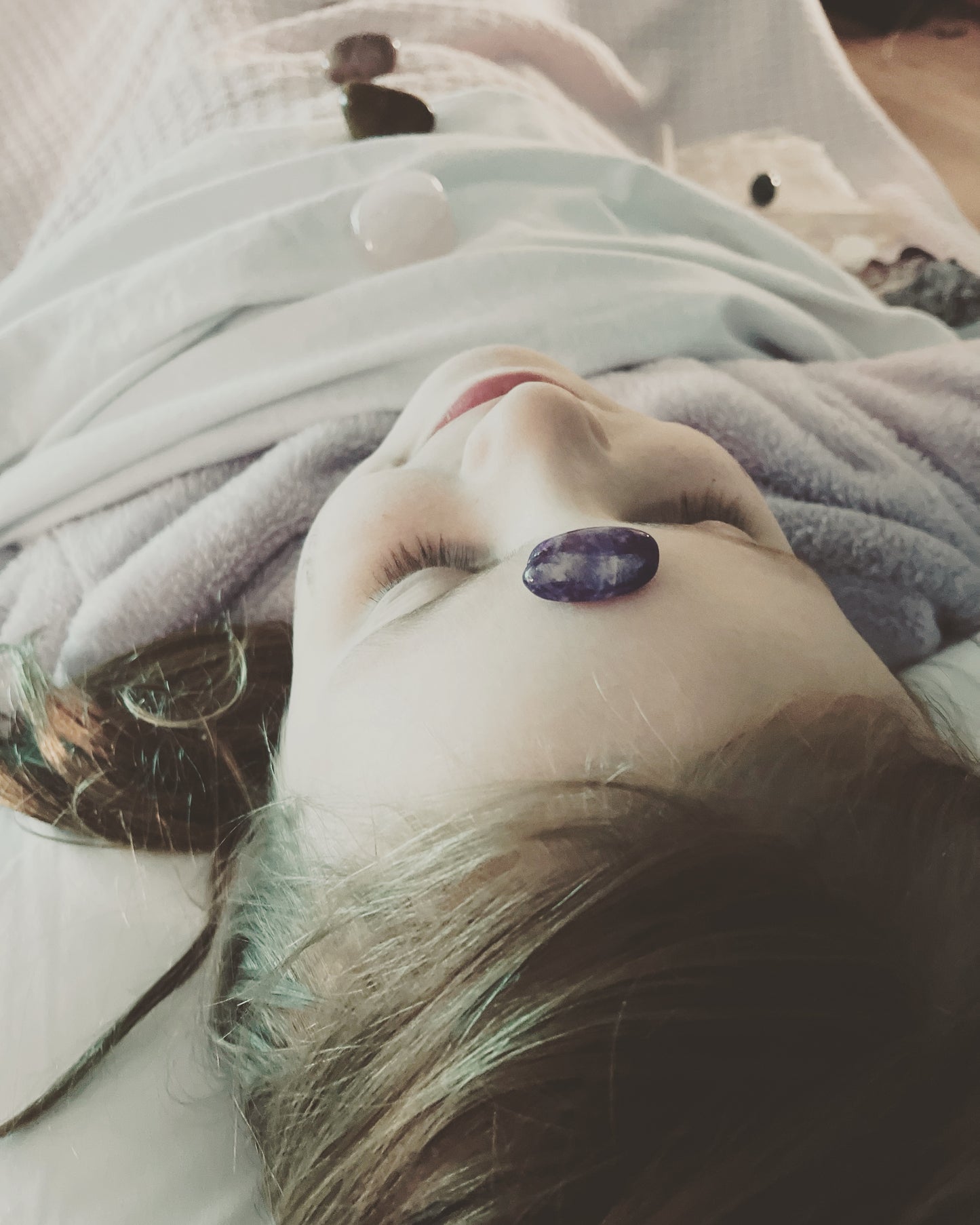 Crystal Healing & Reiki session will leave you feeling aligned and rejuvenated