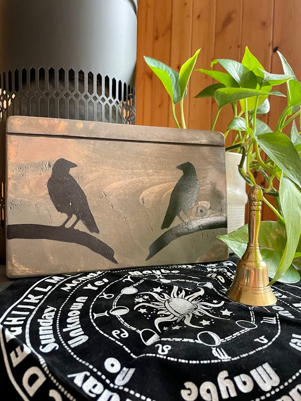 Double Raven Tarot Board
